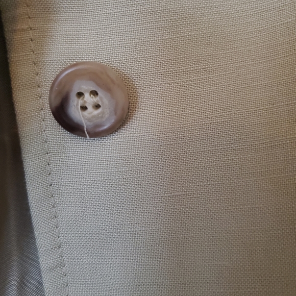 Blazer - Picture 6 of 6